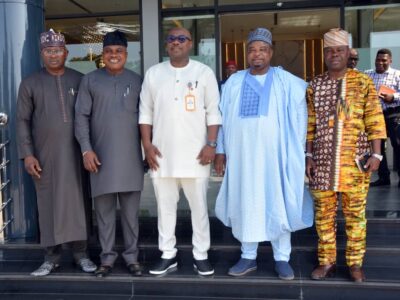 195d1511 854f 4b41 967a 48a0328293ea