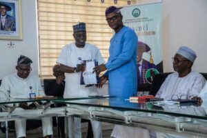 256675bf 85f2 47f5 9b6b 1e46b48acec2