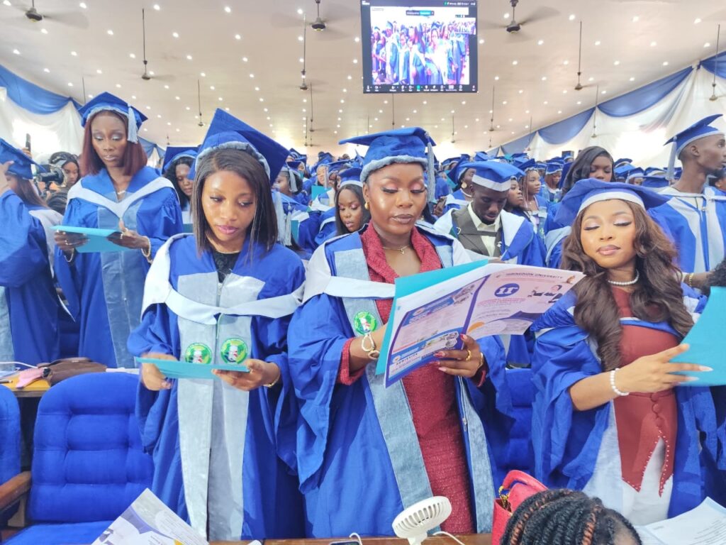 c9fa450b 0531 4ebf a39e 36395b192816