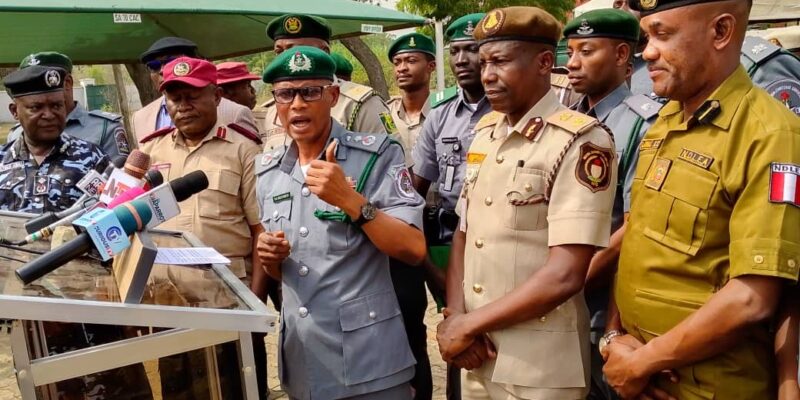 6df460f5 dee2 4234 9332 d3e5044dafe5